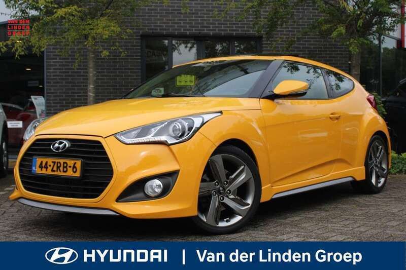 Geel, metallic lak Gebruikt 2013 Hyundai Veloster Edition Hatchback | € 16.450 - Afbeelding 1/4