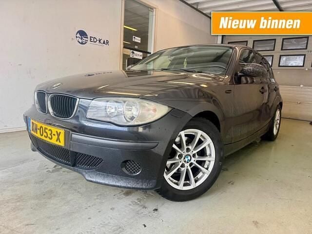 Grijs Occasion 2005 BMW 116 Hatchback | € 2.295 (Goede deal) - Afbeelding 1/4