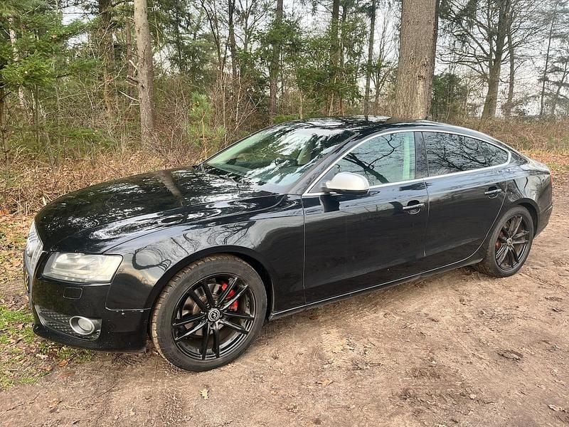 Zwart Gebruikt 2009 Audi A5 Sportback Hatchback | € 4.950 (Super prijs) - Afbeelding 1/4