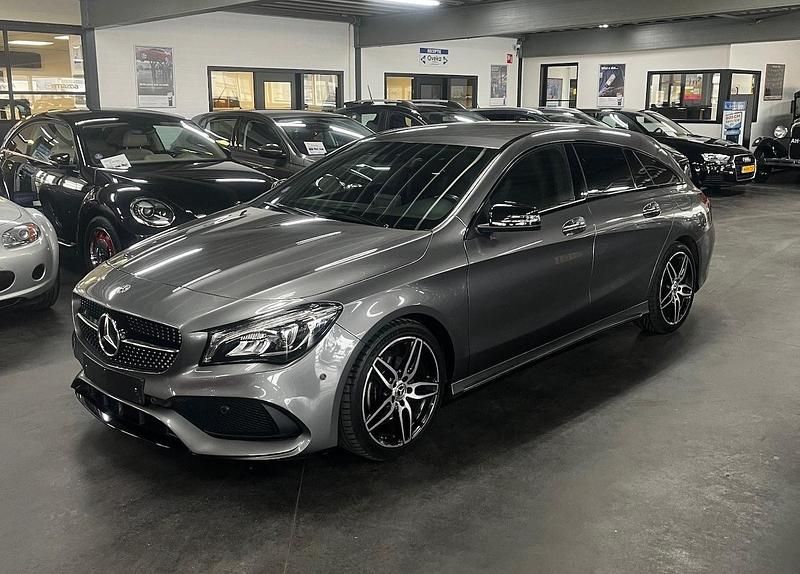 Occasion Mercedes CLA180 AMG line 2018 Grijs (metallic) Sedan