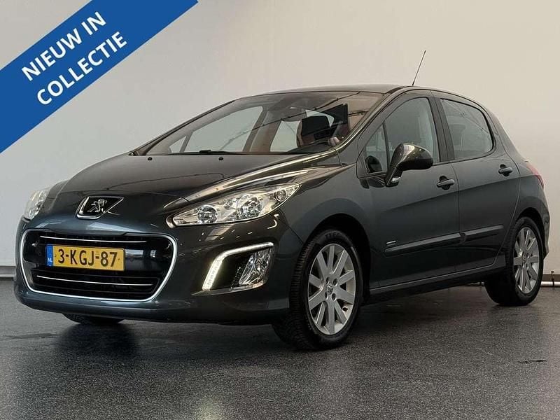 Grijs Occasion 2013 Peugeot 308 Sportium Hatchback | € 6.950 (Eerlijke prijs) - Afbeelding 1/4