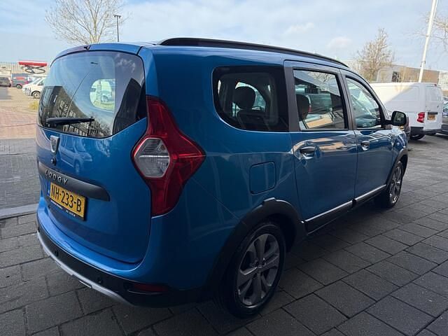 Occasion Dacia Lodgy Stepway 116 PK (85 kW) 2017 Blauw MPV