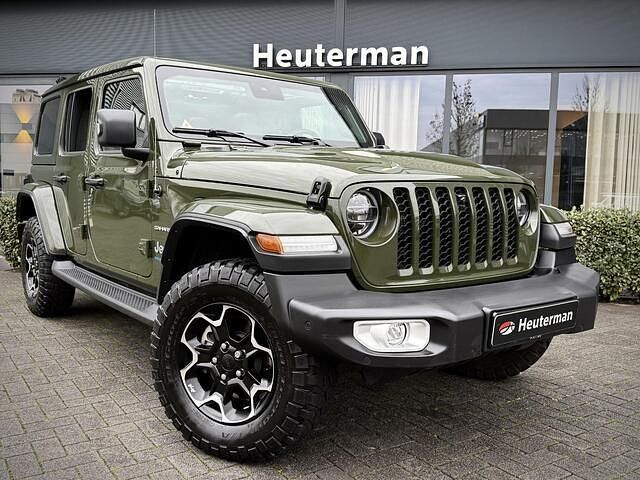 Groen Gebruikt 2022 Jeep Wrangler Unlimited Sahara SUV | € 59.950 - Afbeelding 1/4