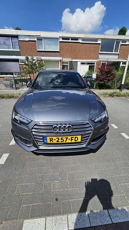 Gebruikt 2018 Audi A4 Sport Stationwagen | € 21.950 (Iets duurder) - Afbeelding 1/4