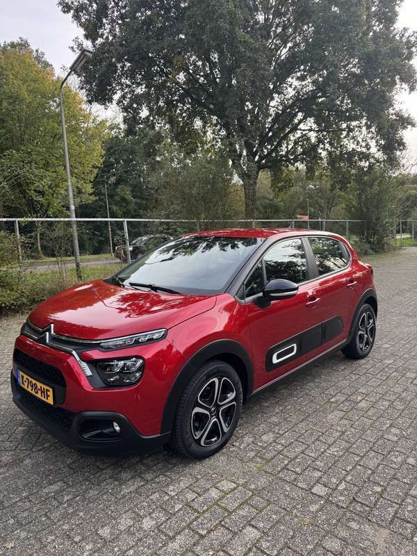 Rood Gebruikt 2020 Citroën C3 Feel Hatchback | € 11.500 (Goede deal) - Afbeelding 1/4