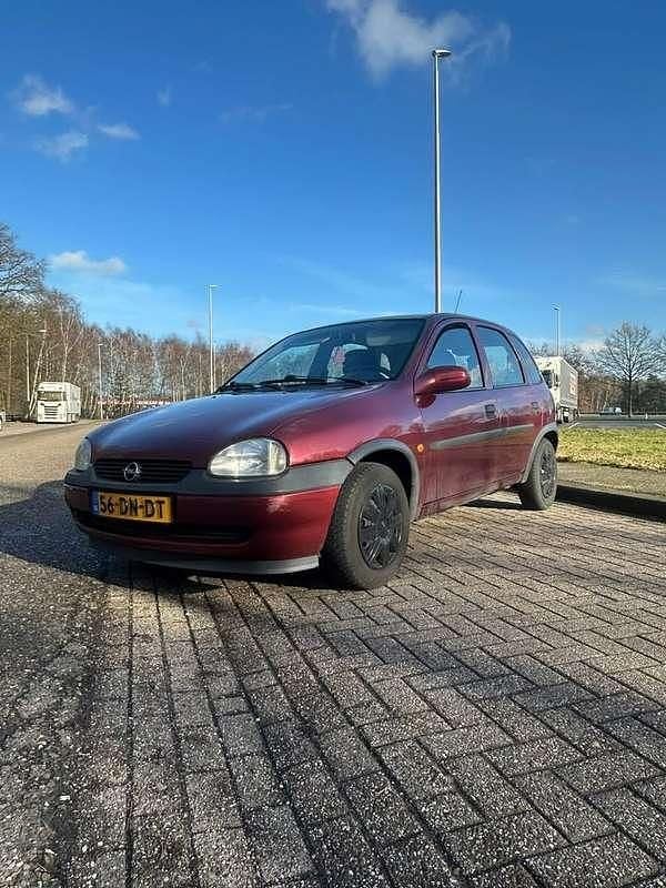 Occasion Opel Corsa 90 PK (66 kW) 1999 Rood Hatchback