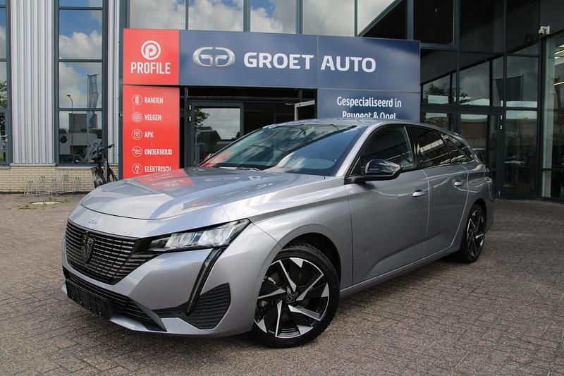 Grijs Gebruikt 2023 Peugeot 308 Allure Stationwagen | € 22.150 (Goede deal) - Afbeelding 1/4
