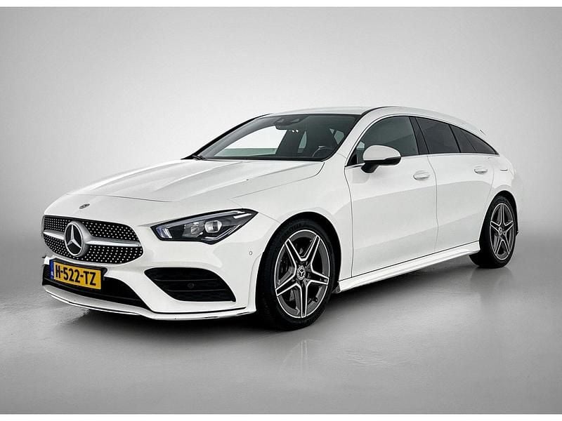 Wit Gebruikt 2020 Mercedes CLA200 Business Stationwagen | € 25.795 (Eerlijke prijs) - Afbeelding 1/3