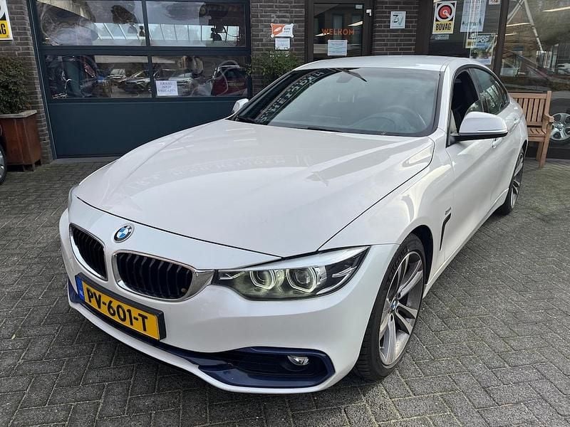 Wit (metallic) Gebruikt 2017 BMW 430 M Sport Coupé | € 25.750 (Super prijs) - Afbeelding 1/4