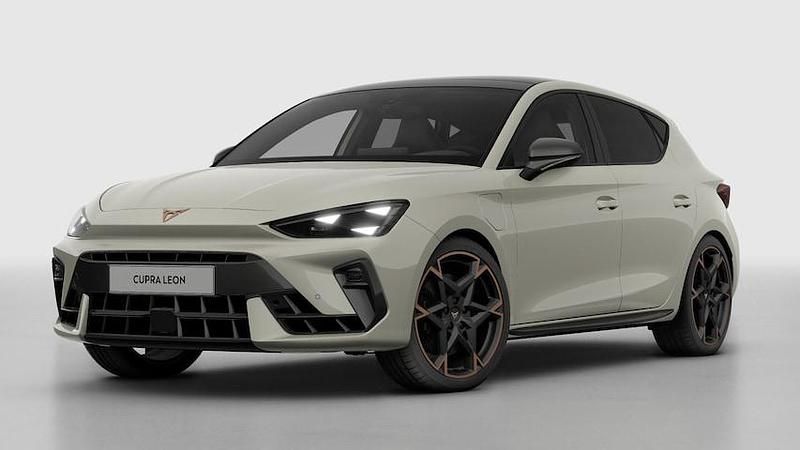 Nieuw Cupra Leon VZ 272 PK (200 kW) 2025 Grijs Hatchback