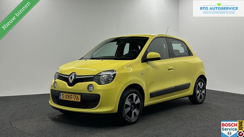Geel Gebruikt 2014 Renault Twingo Expression Hatchback | € 5.750 (Eerlijke prijs) - Afbeelding 1/4