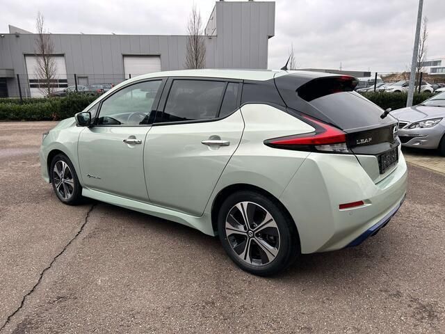 Occasion Nissan Leaf 360º 110 kW (150 PK) 2018 Groen Hatchback