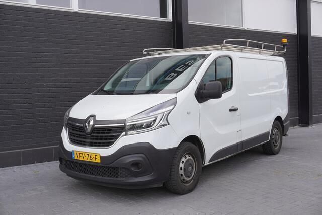 Wit Gebruikt 2020 Renault Trafic Van | € 10.900 (Super prijs) - Afbeelding 1/3