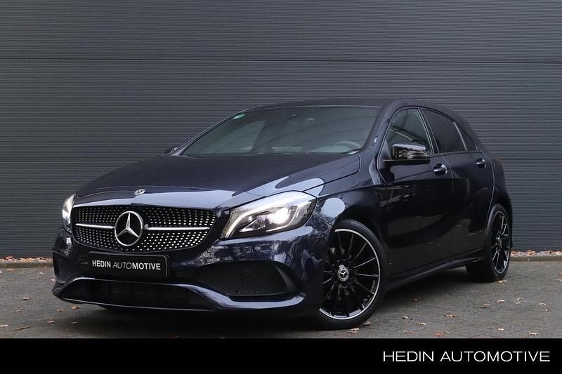 Blauw Gebruikt 2018 Mercedes A180 Ambition Hatchback | € 18.745 (Eerlijke prijs) - Afbeelding 1/3