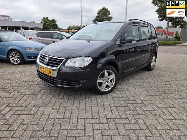 Zwart Gebruikt 2008 VW Touran MPV | € 2.900 (Eerlijke prijs) - Afbeelding 1/4