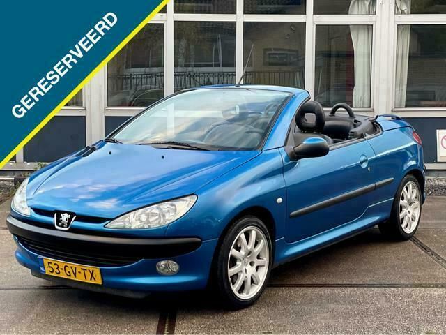 Blauw Gebruikt 2001 Peugeot 206 CC Cabriolet | € 1.399 - Afbeelding 1/4