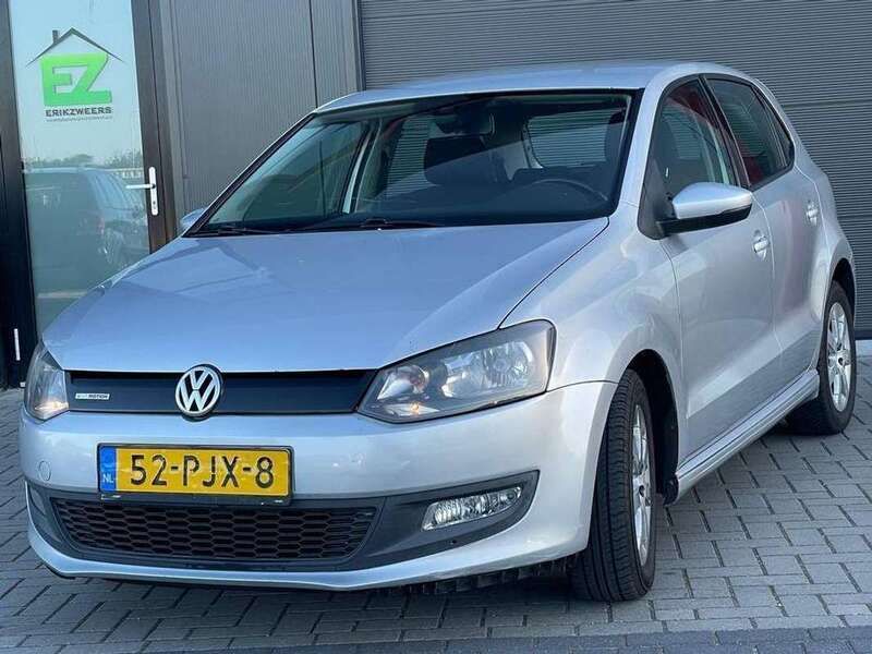 Grijs Gebruikt 2011 VW Polo Comfortline Hatchback | € 2.899 (Super prijs) - Afbeelding 1/4