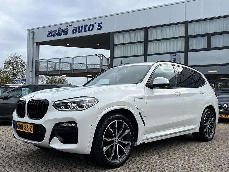Wit Occasion 2021 BMW X3 Executive SUV | € 38.950 (Eerlijke prijs) - Afbeelding 1/4