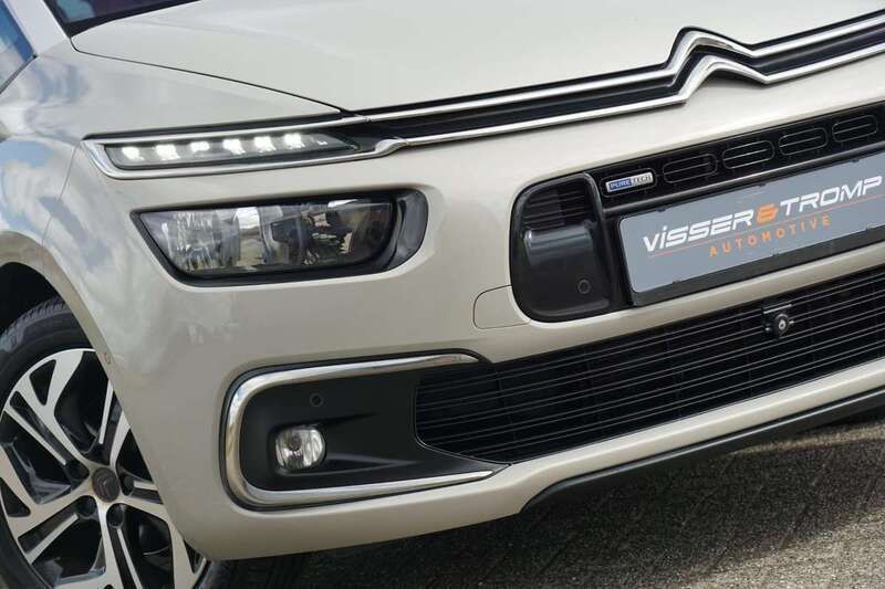 Grijs Gebruikt 2017 Citroën Grand C4 Picasso Shine MPV | € 11.925 (Goede deal) - Afbeelding 1/4
