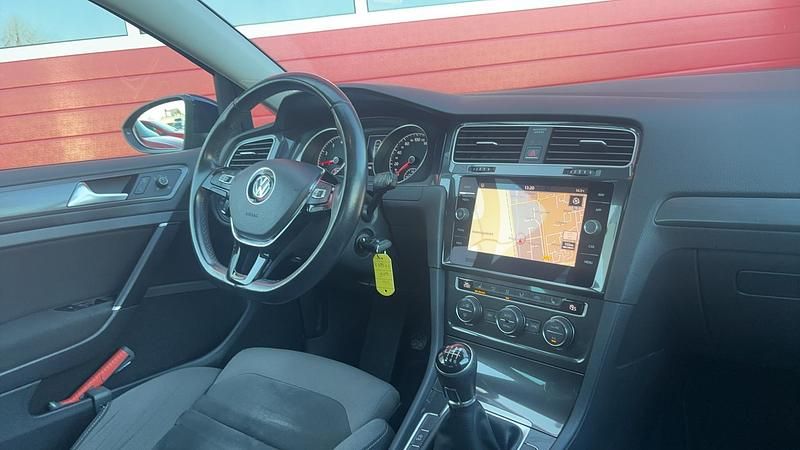 Occasion VW Golf VII Comfortline 2018 Blauw Hatchback