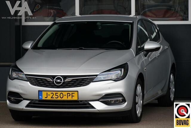 Grijs Gebruikt 2020 Opel Astra Business Hatchback | € 13.950 (Eerlijke prijs) - Afbeelding 1/4