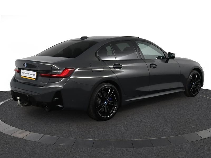 Occasion BMW 320e M Sport 204 PK (150 kW) 2024 Grijs (metallic) Sedan