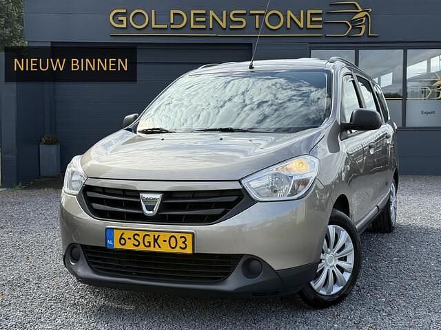 Bruin Gebruikt 2013 Dacia Lodgy Ambiance MPV | € 4.243 (Eerlijke prijs) - Afbeelding 1/4