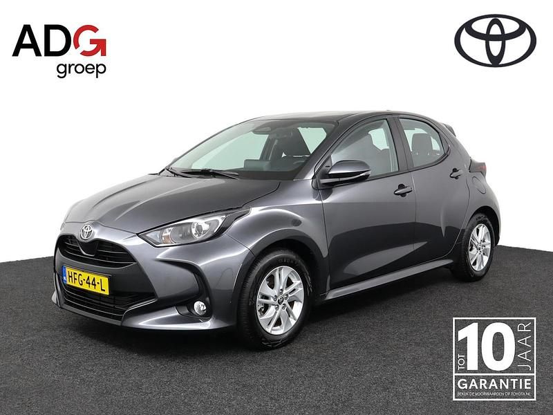 Occasion Toyota Yaris Hybrid Active 116 PK (85 kW) 2025 Grijs Hatchback