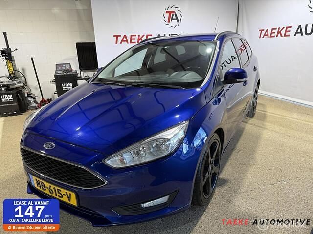 Blauw Gebruikt 2017 Ford Focus Trend Stationwagen | € 8.450 (Eerlijke prijs) - Afbeelding 1/4