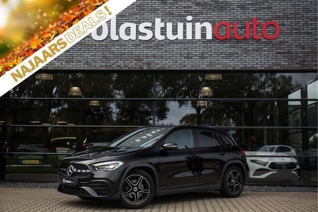 Zwart Gebruikt 2020 Mercedes GLA200 AMG line SUV | € 34.950 (Eerlijke prijs) - Afbeelding 1/4