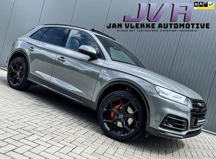 Grijs Gebruikt 2020 Audi Q5 Design SUV | € 47.999 (Duur) - Afbeelding 1/4