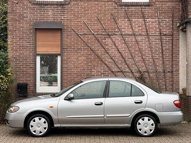 Occasion Nissan Almera Acenta 116 PK (85 kW) 2005 Grijs Sedan