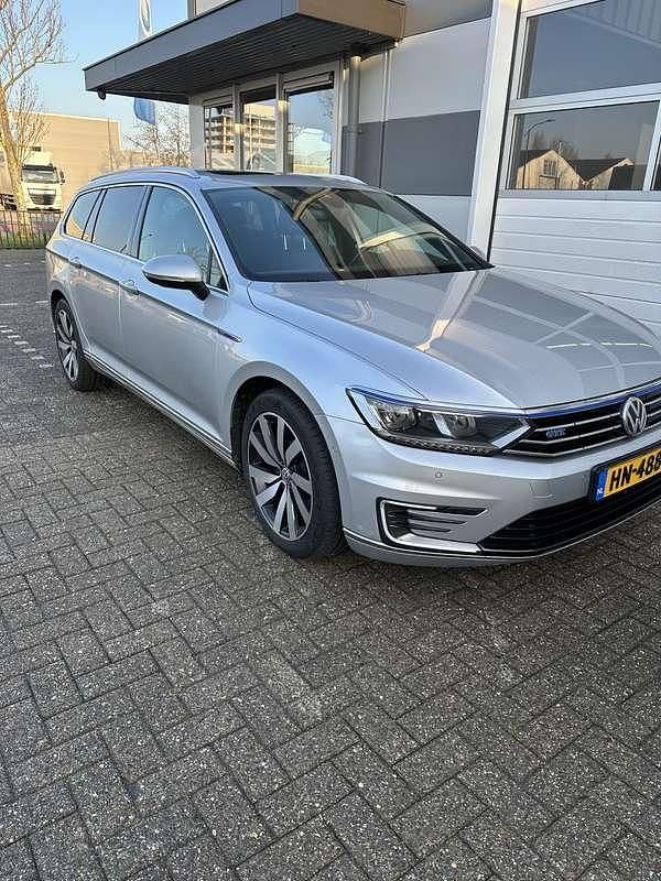 Occasion VW Passat GTE 156 PK (114 kW) 2015 Grijs Stationwagen