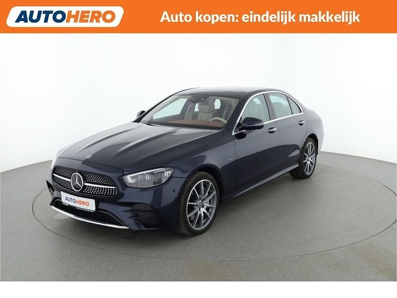 Occasion Mercedes E300 AMG line 320 PK (235 kW) 2020 Blauw Sedan