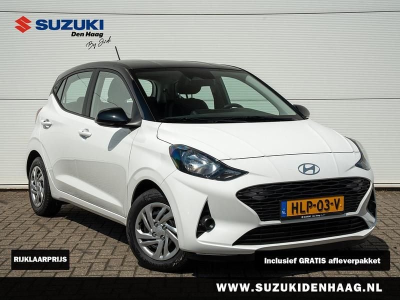 Wit Gebruikt 2024 Hyundai i10 Comfort Hatchback | € 19.750 (Eerlijke prijs) - Afbeelding 1/4