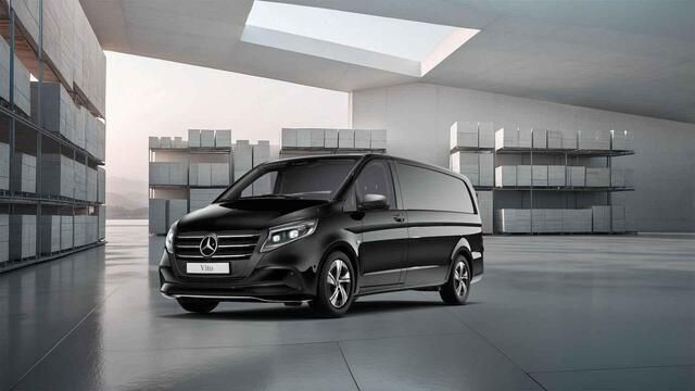 Zwart Nieuw 2025 Mercedes Vito MPV | € 59.450 (Duur) - Afbeelding 1/4