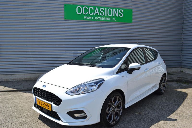 Wit Gebruikt 2018 Ford Fiesta ST-Line Hatchback | € 10.950 (Eerlijke prijs) - Afbeelding 1/4