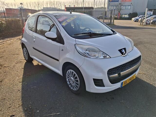 Occasion Peugeot 107 68 PK (50 kW) 2009 Wit Hatchback