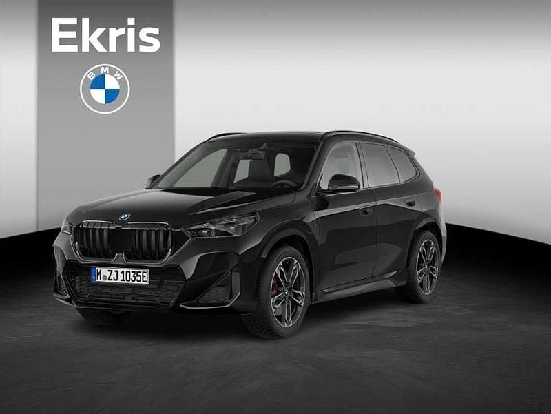 Zwart Gebruikt 2025 BMW X1 M Sport SUV | € 66.789 - Afbeelding 1/3