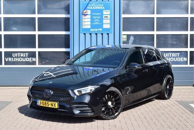 Zwart Gebruikt 2019 Mercedes A220 AMG Hatchback | € 27.500 (Goede deal) - Afbeelding 1/4