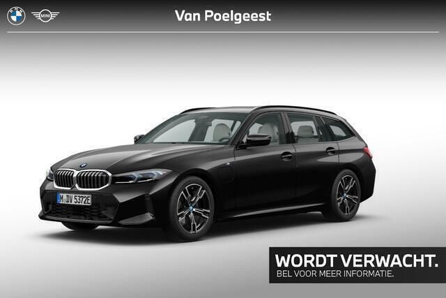 Zwart Gebruikt 2023 BMW 330 M Sport Stationwagen | € 44.895 (Eerlijke prijs) - Afbeelding 1/2