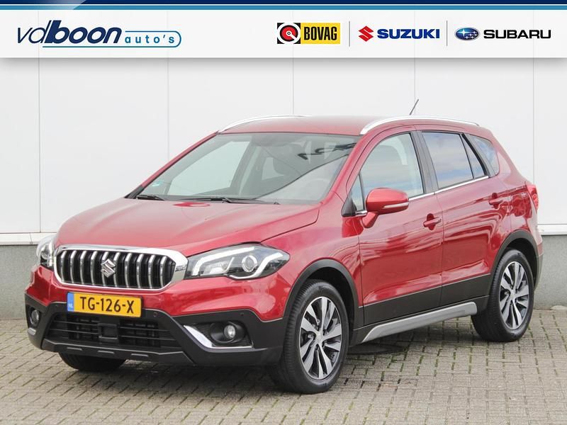 Rood Gebruikt 2016 Suzuki SX4 S-Cross SUV | € 11.795 - Afbeelding 1/4