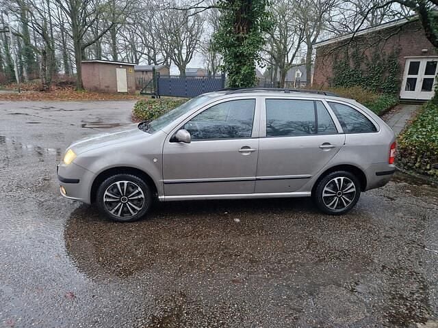 Occasion Skoda Fabia 82 PK (60 kW) 2007 Beige Stationwagen