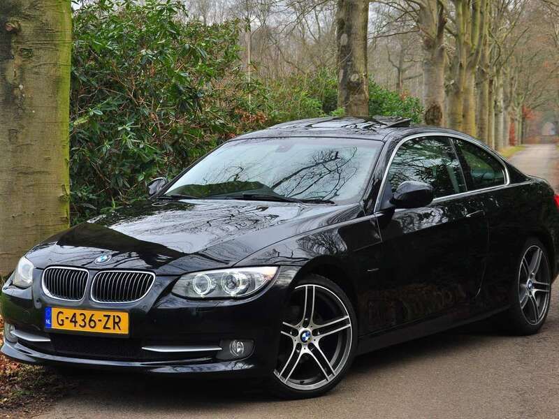 Zwart Gebruikt 2010 BMW 318 Coupé | € 8.000 (Goede deal) - Afbeelding 1/4