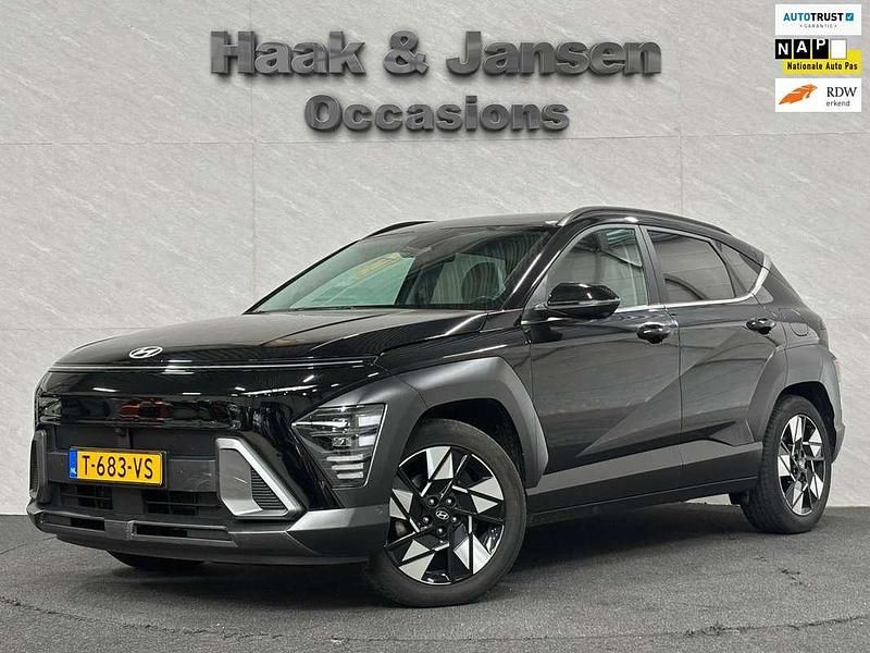 Occasion Hyundai Kona Premium 105 PK (77 kW) 2023 Zwart SUV