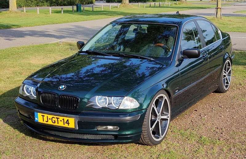 Groen Gebruikt 1998 BMW 328 Executive Sedan | € 5.000 (Eerlijke prijs) - Afbeelding 1/4