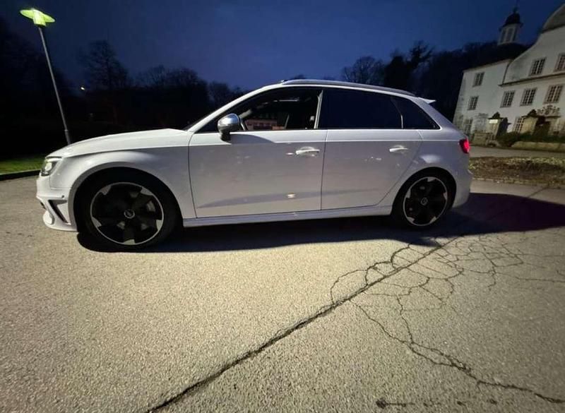Wit Gebruikt 2015 Audi S3 Hatchback | € 25.850 (Eerlijke prijs) - Afbeelding 1/4