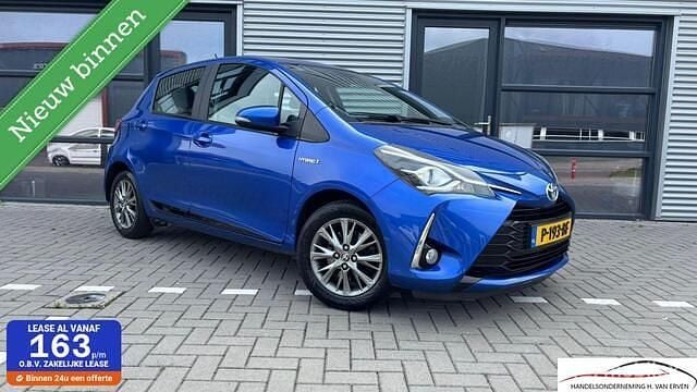 Blauw Gebruikt 2017 Toyota Yaris Design Hatchback | € 9.900 (Goede deal) - Afbeelding 1/4