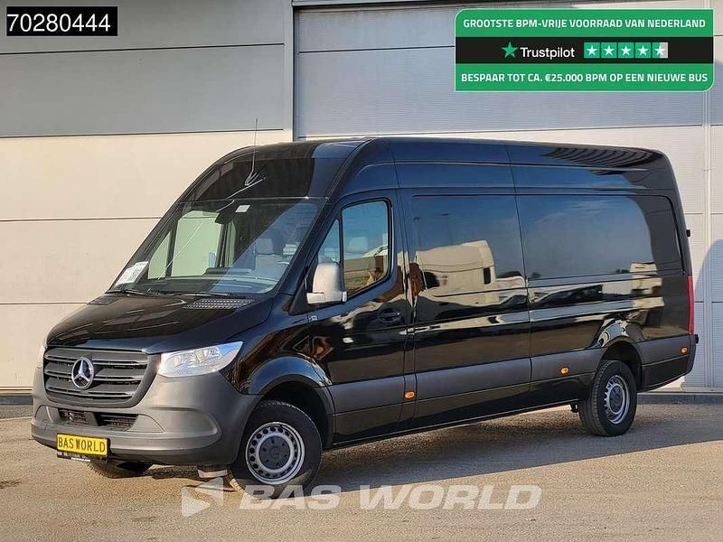Zwart Gebruikt 2022 Mercedes Sprinter Van | € 27.400 (Super prijs) - Afbeelding 1/3