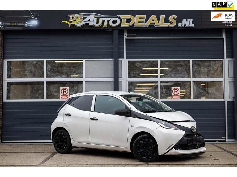 Occasion Toyota Aygo 69 PK (50 kW) 2015 Wit Hatchback